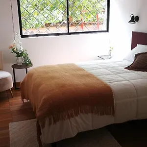 Bed and breakfast Chapelet, Tababela
